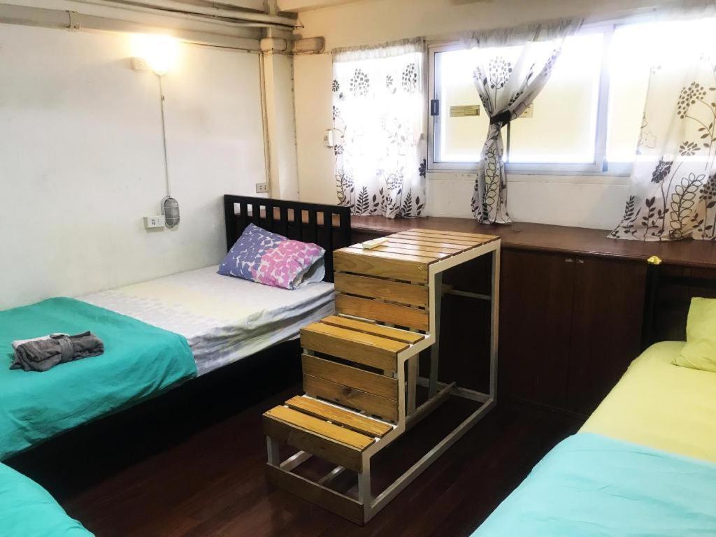 Kamin Bird Hostel Bangkok Exteriér fotografie
