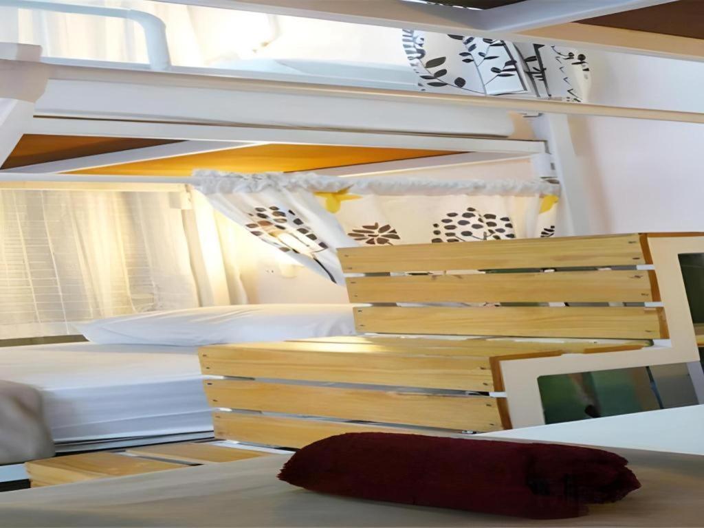 Kamin Bird Hostel Bangkok Exteriér fotografie